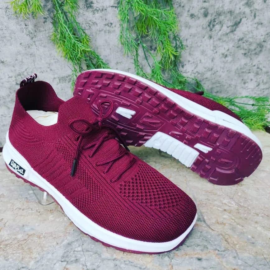 UMELA Knit Slip-On - Maroon